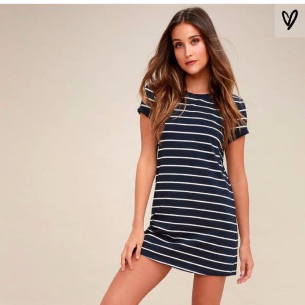 Lulu's navy and white stripped dress LARGE
